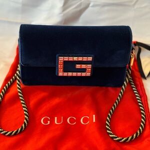 Gucci Small Broadway Navy Blue Velvet Crossbody Bag With Crystal Hardwear